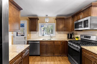 153 Lawrence Rd, Salem, NH 03079