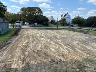 403 S 5th St, Corsicana, TX 75110