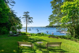 882 Main St, Cotuit, MA 02635