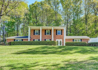 1416 Marvin Dr, Vinton, VA 24179