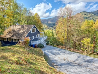 514 Rocky Top Rd, Maggie Valley, NC 28751