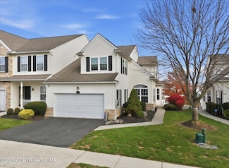 21 Cobblestone Dr, Easton, PA 18045