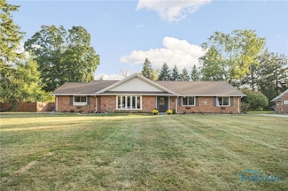 6333 Ravine Dr, Sylvania, OH 43560