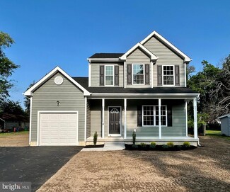 732 Becker Dr, Vineland, NJ 08361