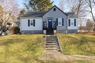 4 Walnut St, Poughkeepsie, NY 12601