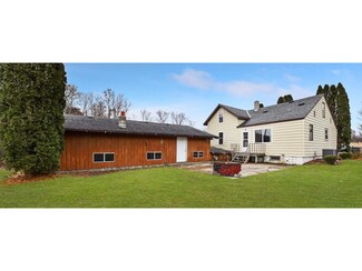 28404 Pine St, Pierz, MN 56364