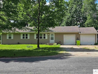 2808 Monsees Dr, Sedalia, MO 65301