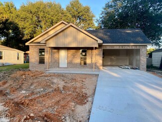 304 Smith Ave, Trumann, AR 72472