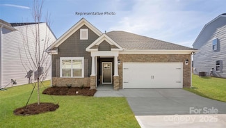 2315 Riggs Rd, Sherrills Ford, NC 28673