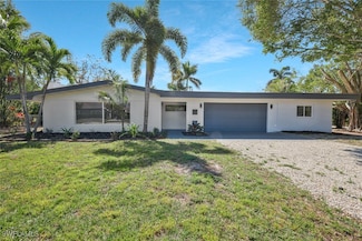 1002 Ione Dr, Fort Myers, FL 33919