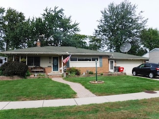 22311 Spitzley St, Clinton Township, MI 48035