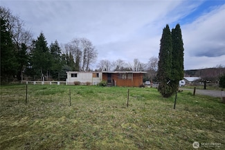 30 Porter Creek Rd, Elma, WA 98541
