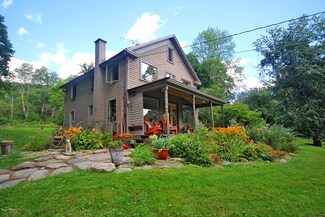 47 Main Rd, Lee, MA 01238