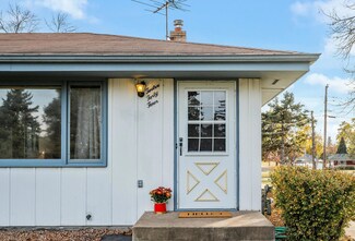 1244 Cope Ct, Maplewood, MN 55109