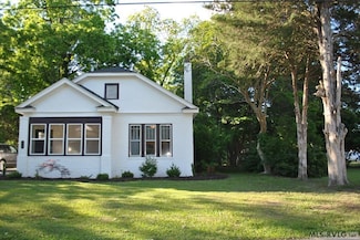 225 Bond St, Enfield, NC 27823