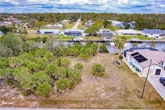 18286 Burkholder Cir, Port Charlotte, FL 33948