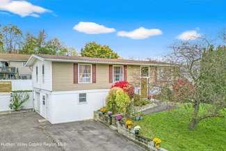 229 Heather Ln, Kingston, NY 12401