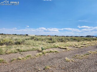 715 Mapleleaf Dr, Pueblo West, CO 81007