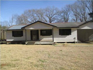 1242 Old Walnut Grove, Walnut Grove, MS 39189