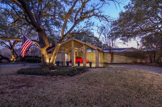 6868 Meadowcreek Dr, Dallas, TX 75254