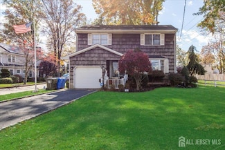 28 Debra Place, Sewaren, NJ 07077