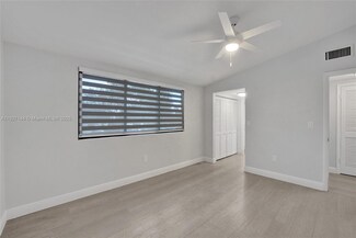 10688 SW 76th Terrace, Miami, FL 33173