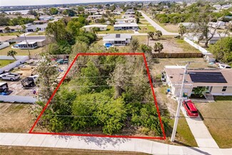 3389 Port Charlotte Blvd, Port Charlotte, FL 33952