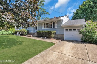 219 Whalepond Rd, Oakhurst, NJ 07755