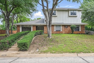 4705 Woodview St, Arlington, TX 76013