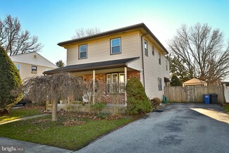 327 Evergreen Ave, Folsom, PA 19033