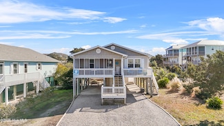 201 14th Place E, Oak Island, NC 28465