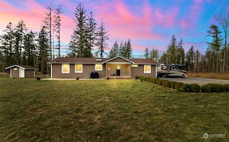 7859 Kickerville Rd, Blaine, WA 98230
