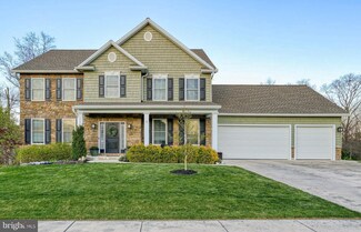 2120 Whitetail Ln, Enola, PA 17025