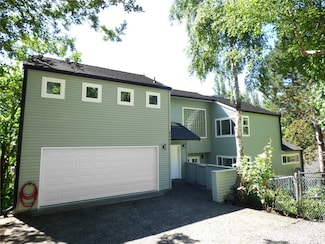 8523 25th Ave NE, Seattle, WA 98115