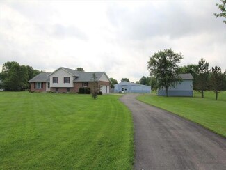 1100 Ward Koebel Rd, Oregonia, OH 45054