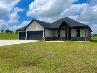 1918 Olive Ave, Tuttle, OK 73089