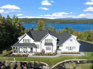 16 Bay Ridge Dr, Meredith, NH 03253