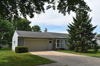 620 Vine St, Osage, IA 50461