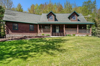 17543 112th Ave, Nunica, MI 49448