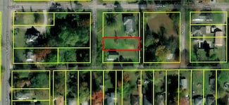 3 Hickman St, Benton, IL 62812