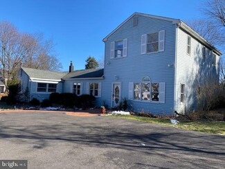 116 E Endfield Rd, Feasterville Trevose, PA 19053