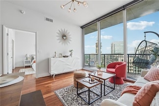 1080 Peachtree St NE Unit 2416, Atlanta, GA 30309