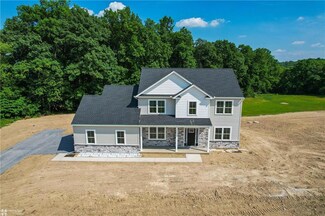 57 Joyce Ct, Bangor, PA 18013