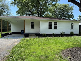 290 Hurt St, Trezevant, TN 38258