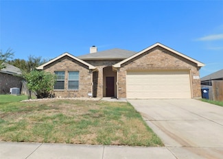 1520 Evan Dr, Denton, TX 76207