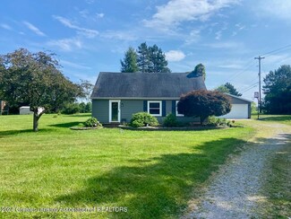 3489 Willoughby Rd, Holt, MI 48842