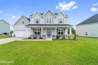283 SW Plantation Dr, Maple Hill, NC 28454