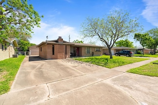 3818 Bentwood Ln, Corpus Christi, TX 78415