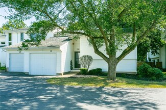 72 Blue Ridge Rd, Penfield, NY 14526