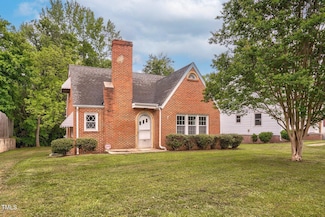 701 E Nash St, Spring Hope, NC 27882